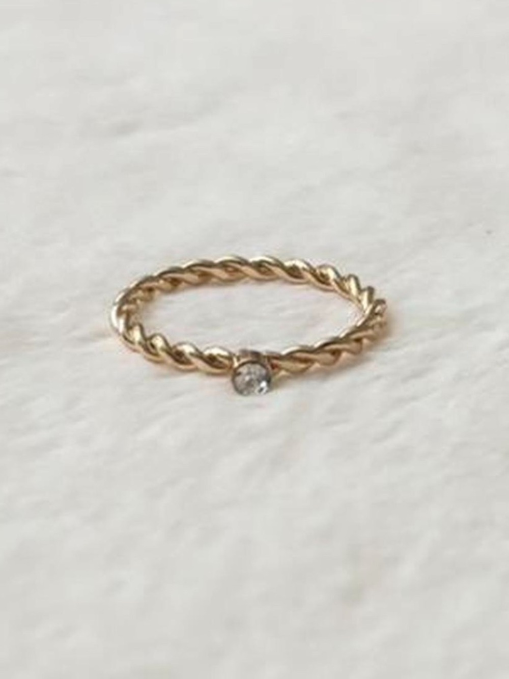 5/$15 🩷 MUST BUNDLE Gold Twisted Band Ring with Solitaire CZ - Picture 2 of 3